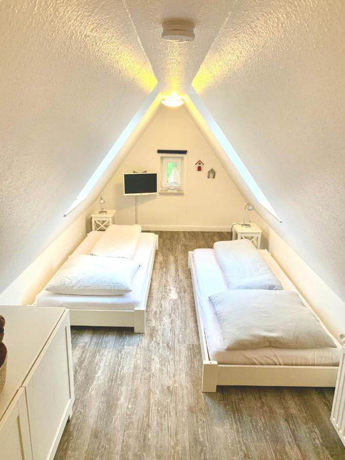 Haus-Deckstein-Ferienwohnung-Og Sankt Peter-Ording Esterno foto